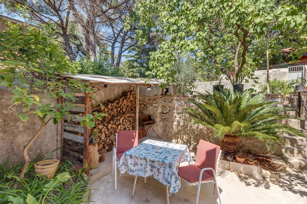 Apartments Ivna Veli Losinj Luaran gambar