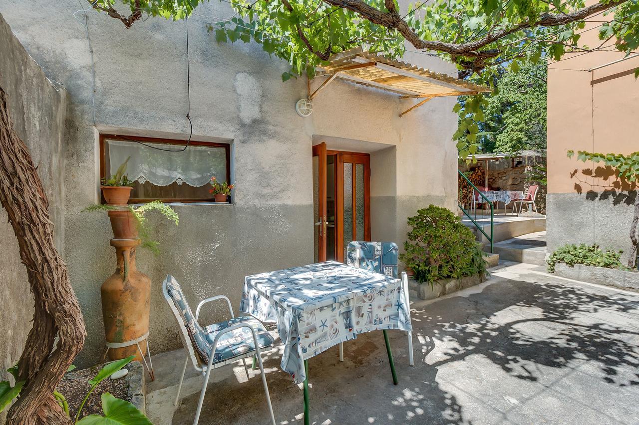 Apartments Ivna Veli Losinj Luaran gambar