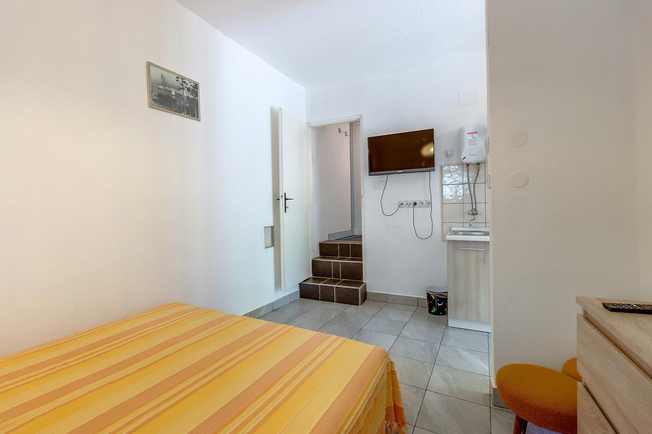 Apartments Ivna Veli Losinj Luaran gambar