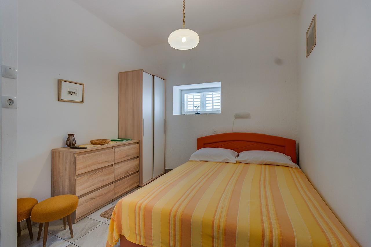 Apartments Ivna Veli Losinj Luaran gambar