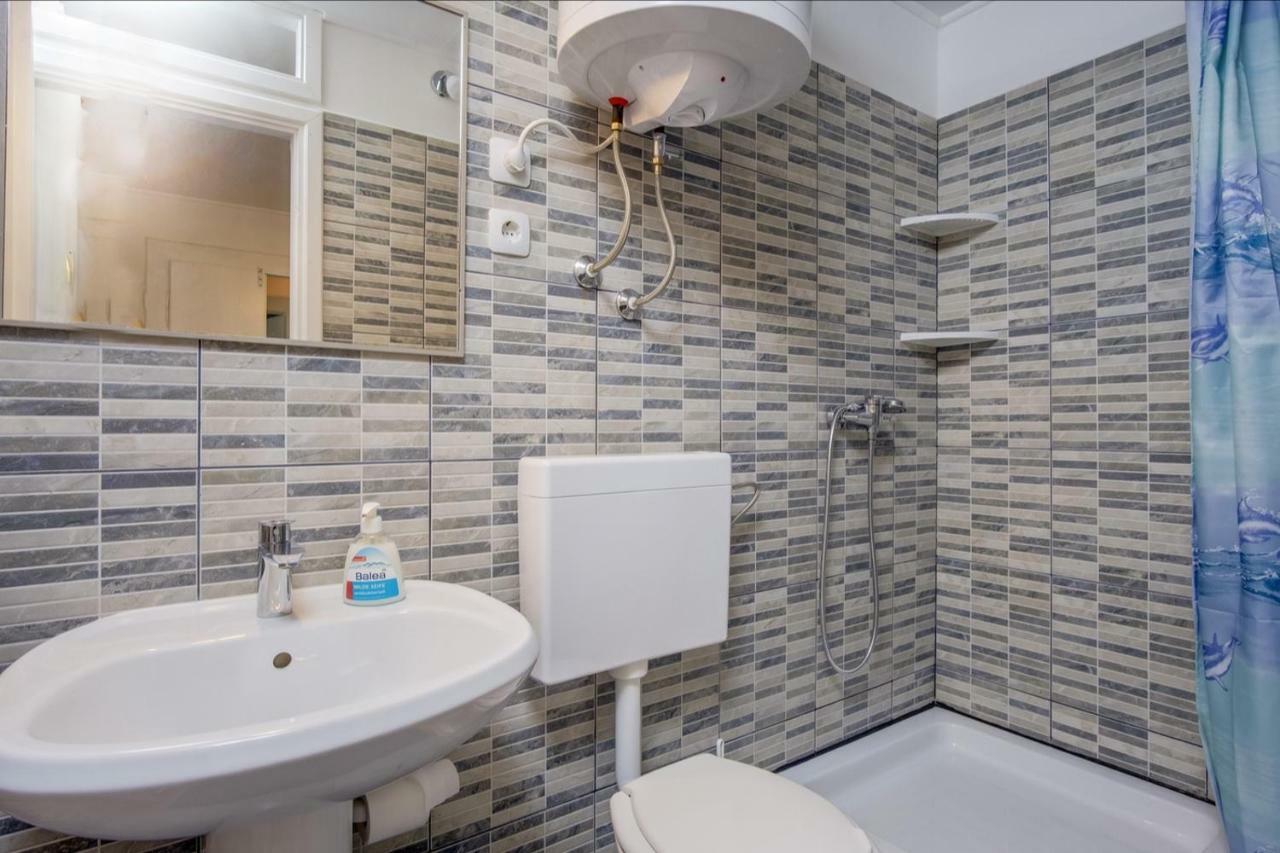 Apartments Ivna Veli Losinj Luaran gambar