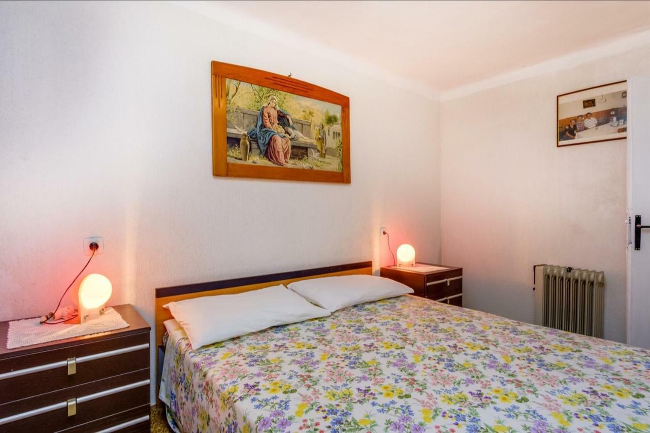 Apartments Ivna Veli Losinj Luaran gambar